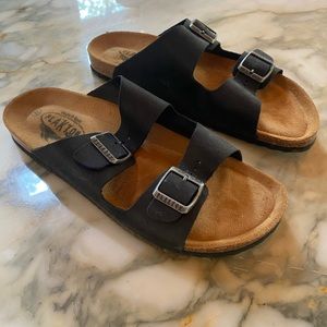 Plakton brand new sandals never worn size 11-11.5 US